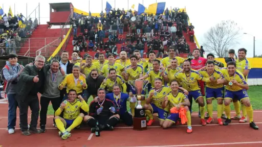 Orompello desafió la adversidad y se coronó campeón regional senior en una final inolvidable