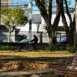 Habría intentado otros robos: Asaltante de Plaza Pinto habría merodeado el sector cerca de una hora , La Tribuna