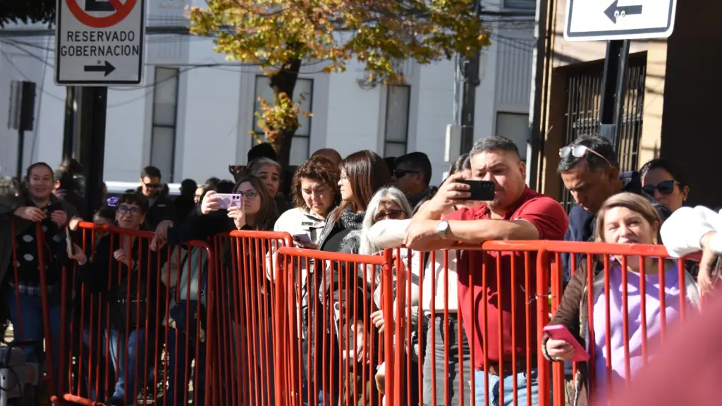 Desfile escolar del Día de las Glorias Navales en Los Ángeles | La Tribuna