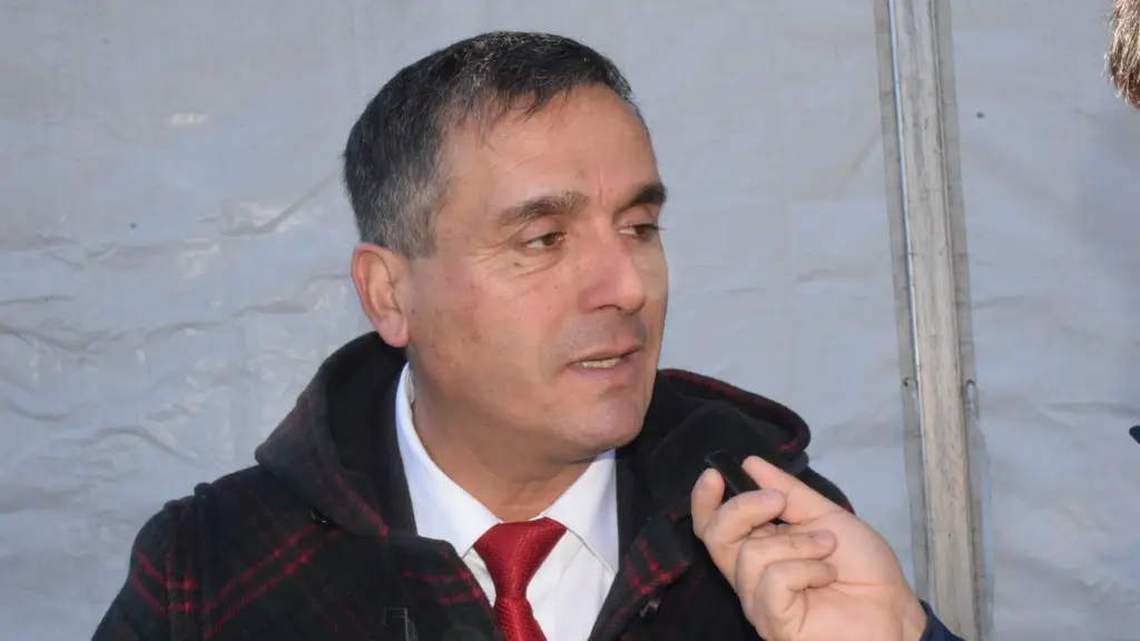 Carlos Toloza Soto, alcalde de Nacimiento. / La Tribuna