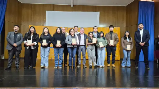 Más de 330 jóvenes de Negrete recibieron beca municipal para continuar sus estudios superiores