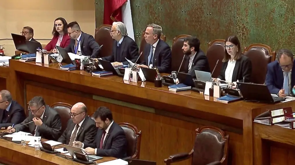 La Cámara de Diputadas y Diputados aprobó este miércoles en general el proyecto de ley orientado a la reconstrucción nacional y al desarrollo económico y social., Captura 