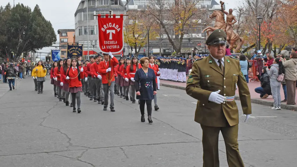 Brigadas escolares, La Tribuna