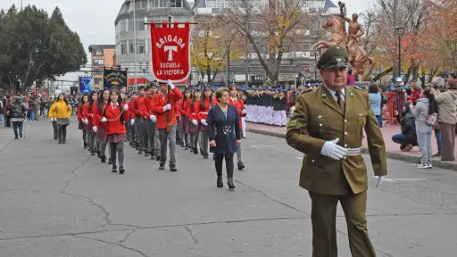 El juramento que convirtió a estudiantes angelinos en brigadistas escolares