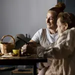  La Mesa Regional de Mujeres Cuidadoras busca consolidar un espacio de articulación, participación y diálogo permanente entre el sector público y la sociedad civil bajo la actual administración., Contexto