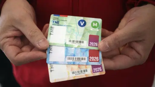 Tendrás que pagar tarifa adulta: Consecuencias de no revalidar tu TNE 2026 a tiempo
