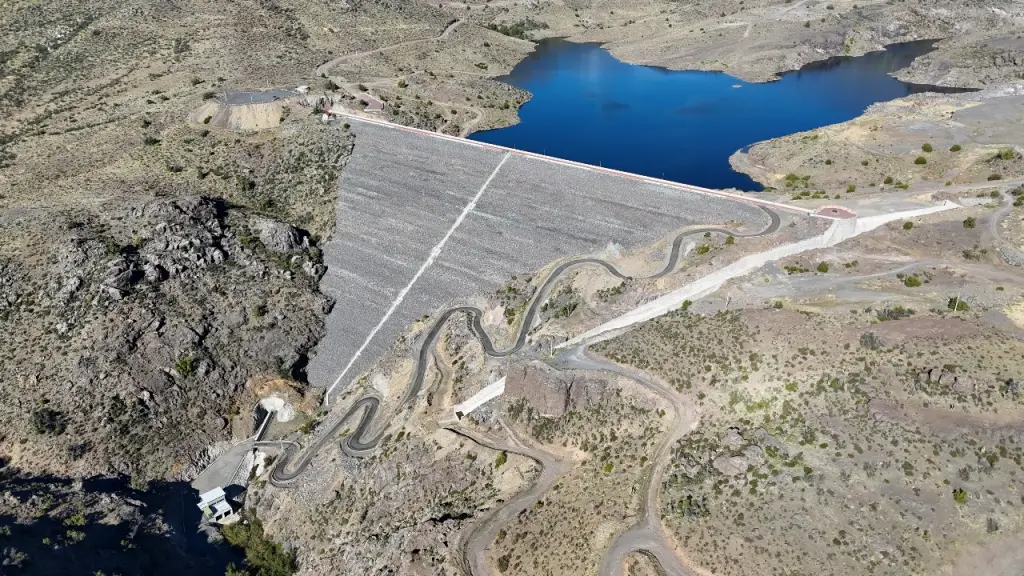 El anteproyecto para construir un embalse multipropósito en el río Duqueco busca mitigar crecidas de ríos, aportando además a la generación eléctrica, turismo, consumo humano y combate de incendios en Biobío.