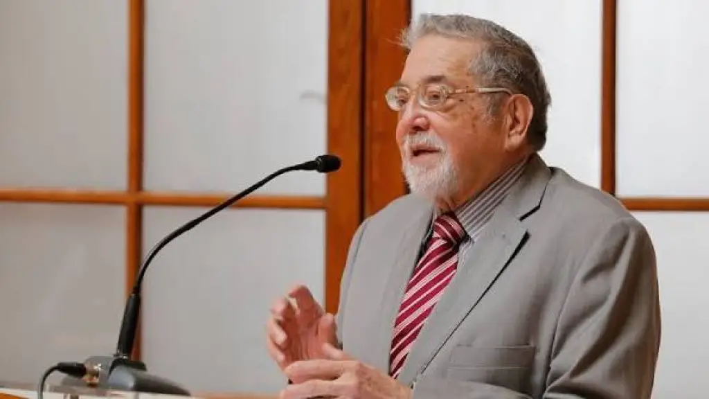 El destacado periodista dejó una profunda huella en la docencia, la ética profesional y la defensa de la libertad de expresión en Chile., Redes sociales