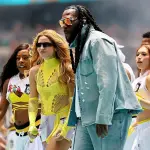 Polémica en redes por supuesta doble de Shakira en presentación del Mundial 2026, Internet
