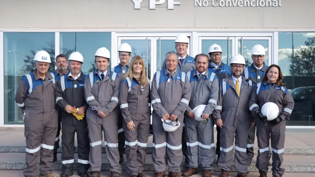 Representantes de ambos países analizaron proyectos asociados a accesos cordilleranos, intercambio comercial y abastecimiento de combustibles., GORE Biobío