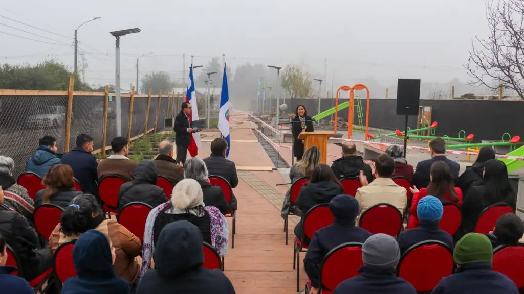 Ceremonia Plaza Coigüe, Municipalidad de Negrete