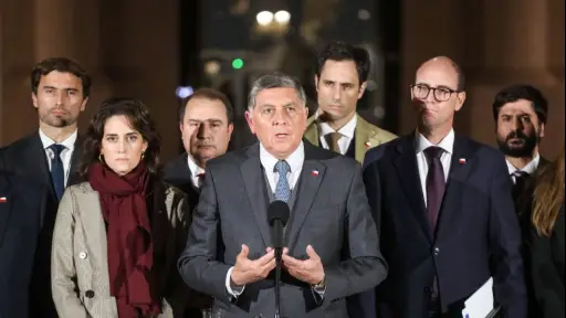 Gobierno despliega plan nacional para ubicar a niños haitianos ingresados irregularmente a Chile