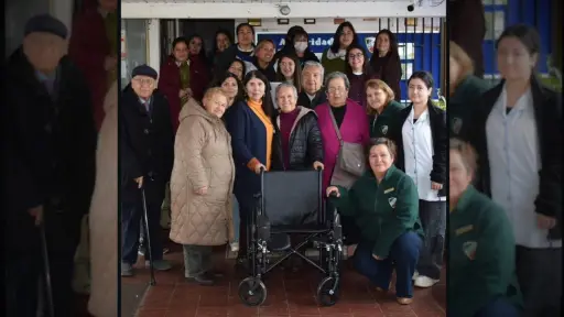 Junta de Vecinos de Los Ángeles dona silla de ruedas al Colegio Colonia Árabe 