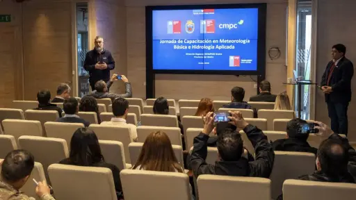 Funcionarios del Biobío reciben formación en meteorología e hidrología
