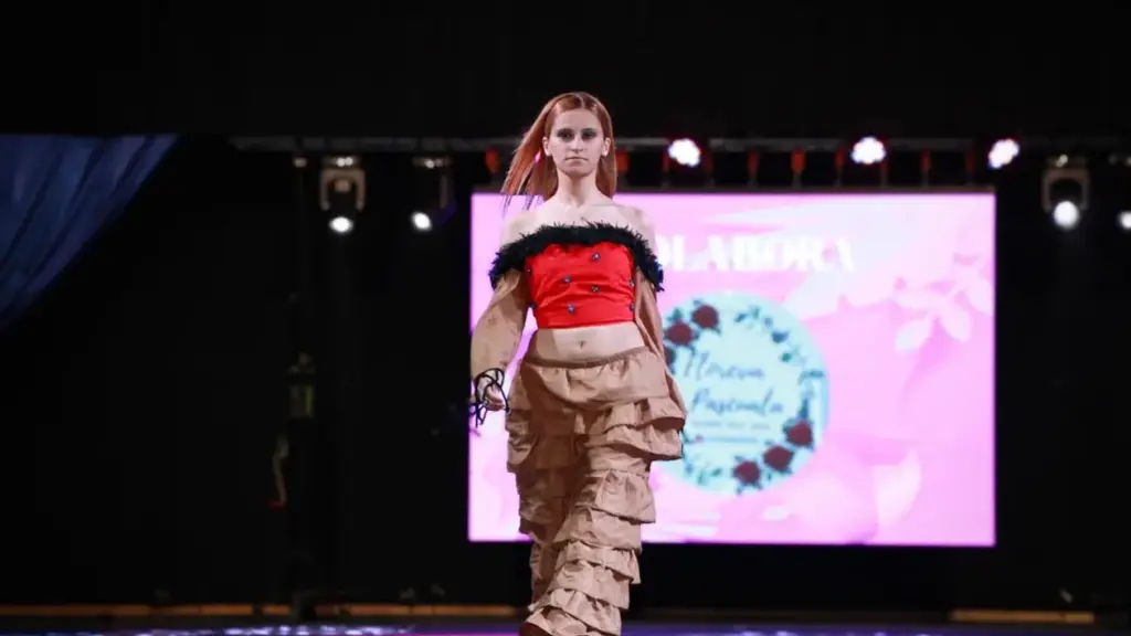 Gipsyan Galver ha participado en certámenes, desfiles y actividades vinculadas a la industria de la moda en ciudades como Temuco, Los Ángeles y Santiago., Cedida
