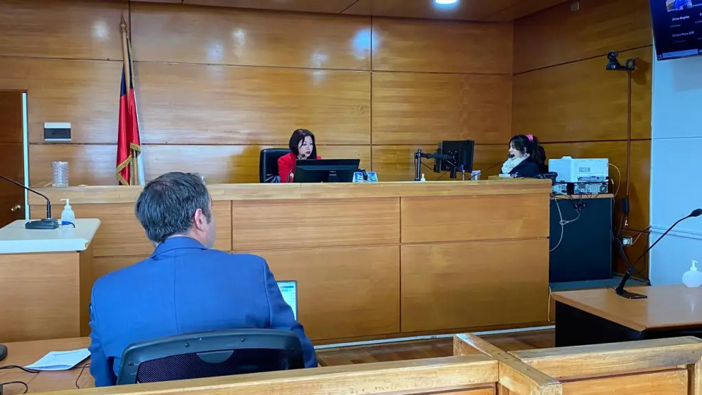 Audiencia de formalización de cargos, Cedida