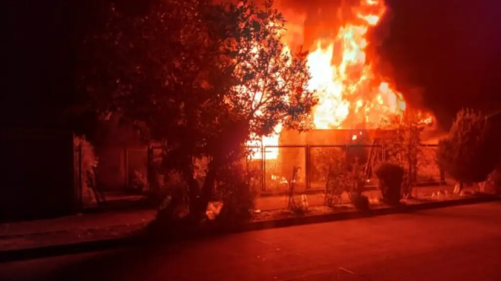 Adulta mayor resultó damnificada tras incendio que consumió su vivienda en Quilleco, La Tribuna