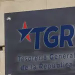 Propuesta legislativa busca proteger sueldos de embargos a deudores del CAE, internet