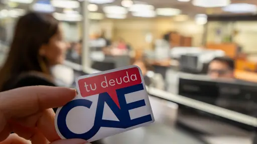 Más de 1.500 deudores del CAE han sido embargados: Hacienda revisará casos con menores ingresos