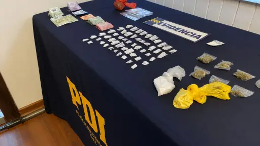 Desarticulan dos puntos de venta de droga que operaban en Cabrero