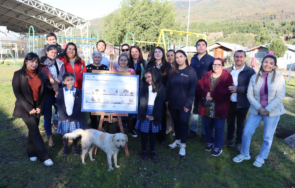 Antuco proyecta nueva plaza para Villa Jardín con protagonismo de la comunidad / Colbún