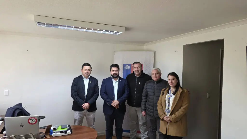 Reunión con seremi de Transportes y Telecomunicaciones, Municipalidad de Santa Bárbara
