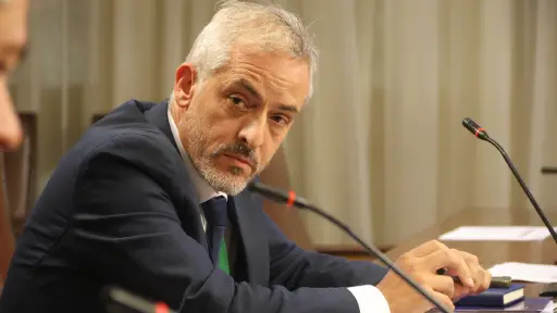 Exdirector de Migraciones asegura que niños haitianos fueron entregados por la PDI a sus familias tras llegar a Chile