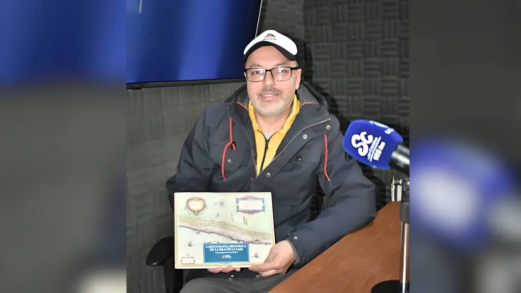 El historiador Luis Garretón Munita es el autor de Cartografía histórica de la Isla de la Laja (1575-1845), obra que será presentada este martes en el Campus Los Ángeles de la Universidad de Concepción., Paula Valenzuela | La Tribuna