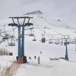 Pronóstico estima hasta 178 cm de nieve en centros de esquí en Chile, internet