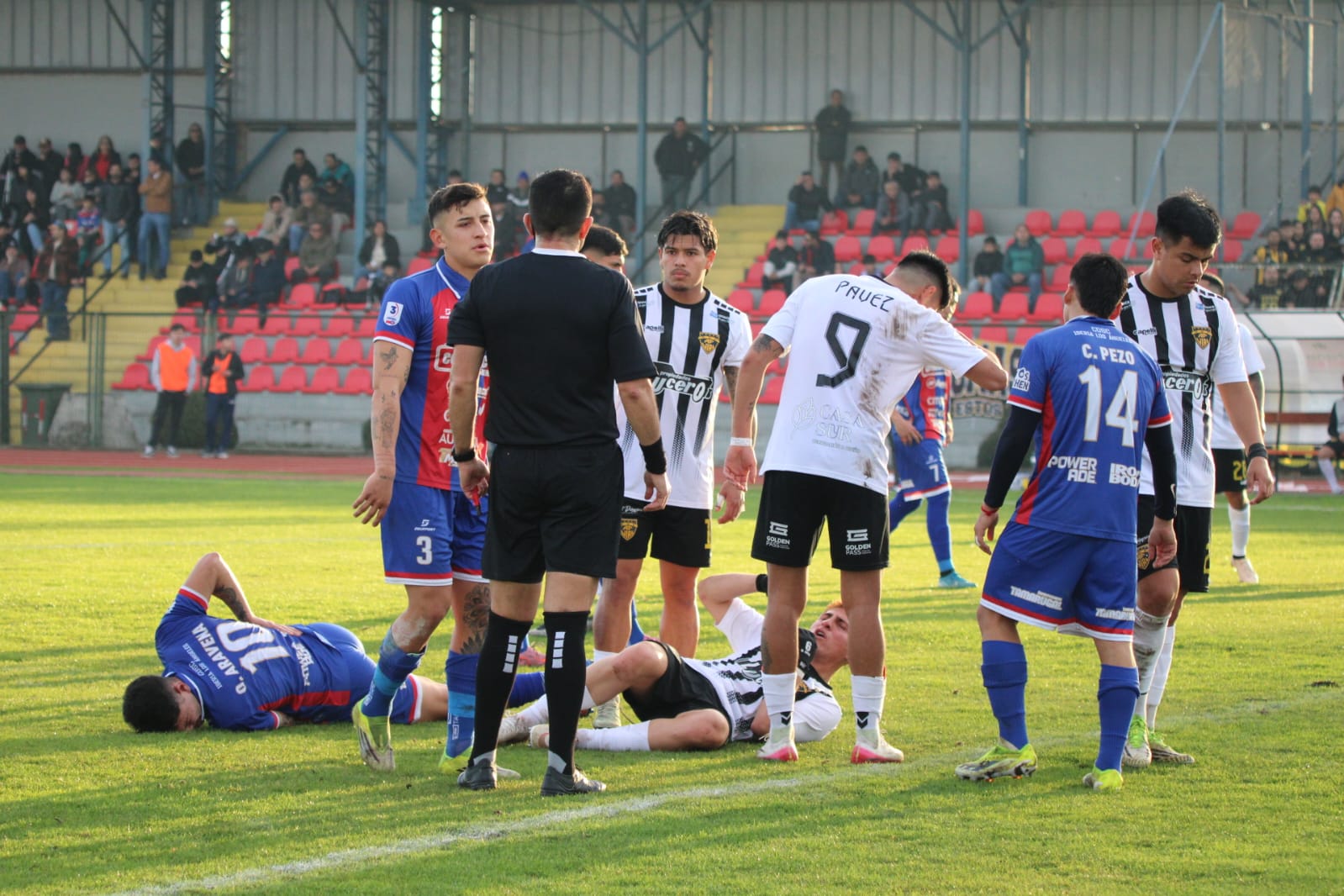 Como era de esperar, el duelo tuvo intensidad y juego friccionado / La Tribuna