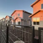 Iván Poduje anuncia plan habitacional con meta de 300 mil viviendas en cuatro años., contexto