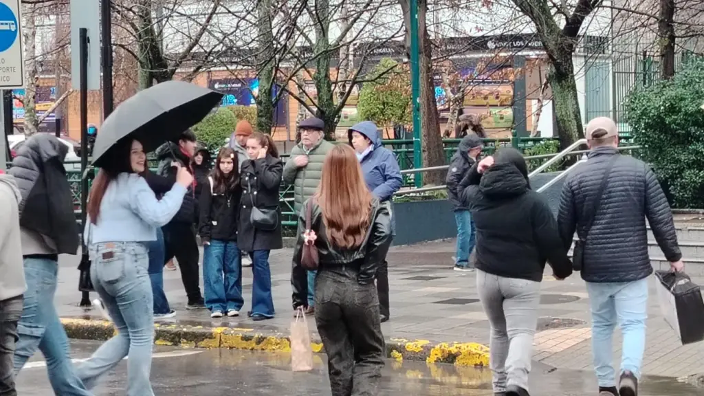 La semana contará con un lunes frío y nublado, posteriormente, un nuevo sistema frontal impactará la zona con precipitaciones continuas y fuertes ráfagas de viento desde este martes hasta el jueves., La Tribuna