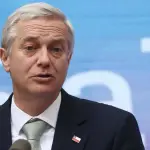 Las declaraciones del mandatario se producen en medio del debate abierto por legisladores que cuestionan el funcionamiento de la ley, argumentando que su aplicación ha generado dificultades prácticas., redes sociales