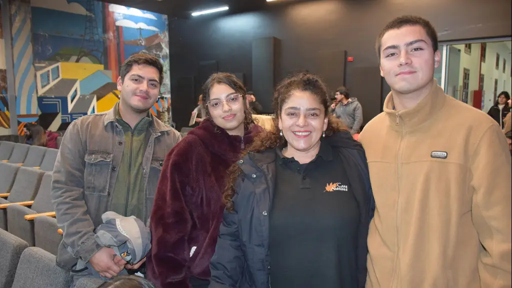 Renato Almendras, Isidora Almendras, Carolina Carrillo y Brandon Almendras | La Tribuna