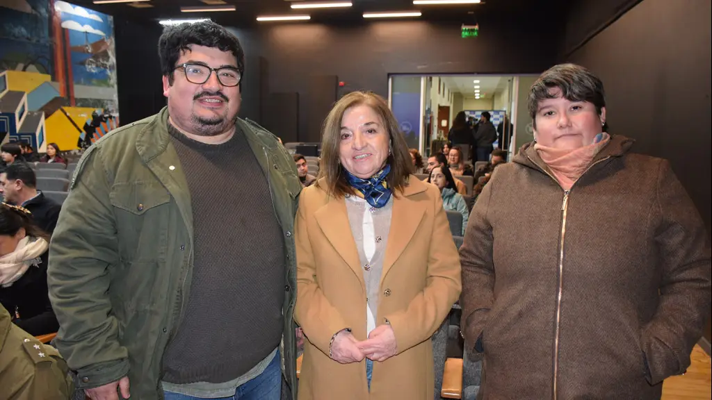 Felipe Díaz Seguel, María Luz Seguel Núñez y Silvana Cifuentes Bello. | La Tribuna