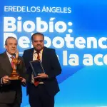 El gobernador Sergio Giacaman y el expresidente Eduardo Frei durante el anuncio realizado en Erede Los Ángeles, donde se confirmó el nuevo rol del exmandatario en la estrategia regional para atraer inversión extranjera., GORE Biobío