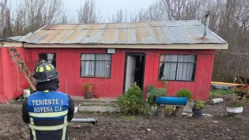 Bomberos atiende principio de incendio en sector Duqueco