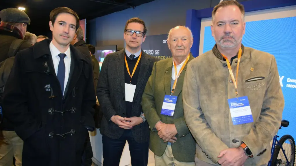 Teodoro Schmidt, Augusto Robert, Ricardo Elfeld von Cleef y Ricardo Elfeld Winkler | La Tribuna