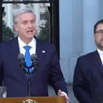 La decisión fue dada a conocer mediante una declaración conjunta, en la que ambos gobiernos informaron el comienzo de una hoja de ruta para la normalización progresiva de las relaciones., captura video