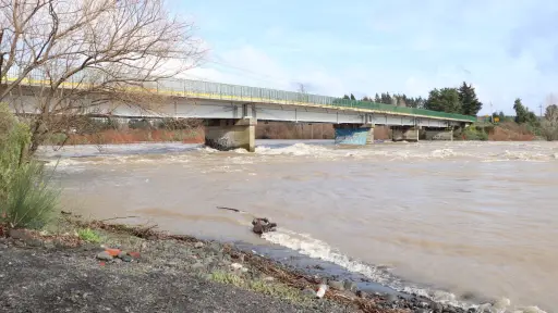 Tucapel refuerza vigilancia por crecida del río Laja tras declaración de Alerta Roja