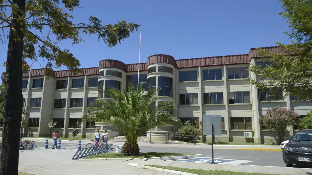 Municipalidad de Cabrero, La Tribuna