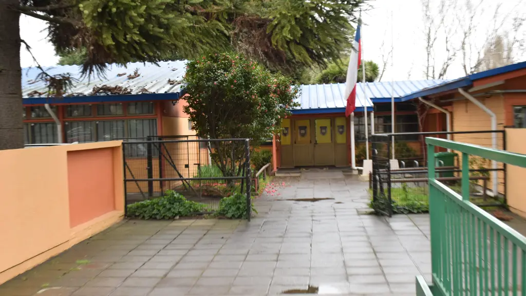 El Liceo de Santa Fe funcionó como albergue durante sistema frontal que afectó a la zona, la semana pasada., La Tribuna