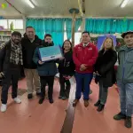 Beca TIC 2026: Un computador y un año de internet gratuito para alumnos de Santa Bárbara, Municipal