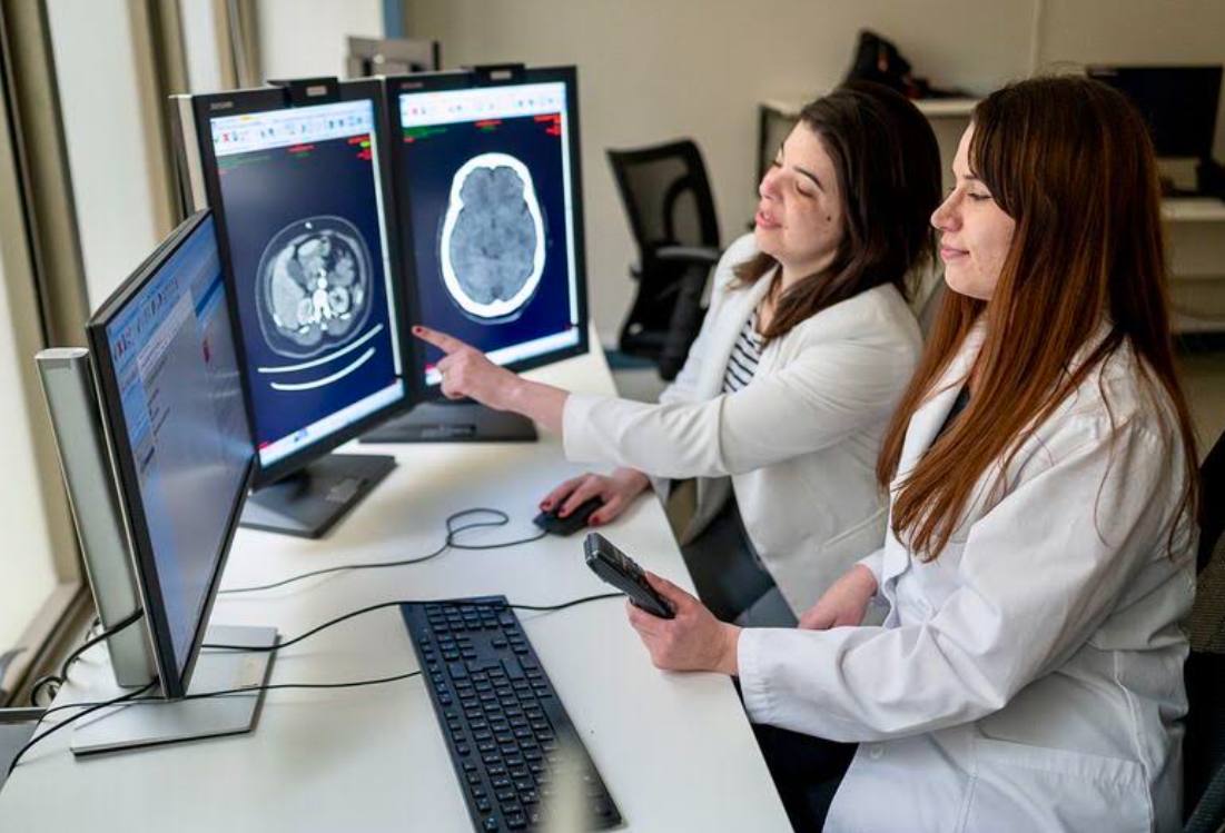 La USS mantiene una estrecha colaboración con el Complejo Asistencial Dr. Víctor Ríos Ruiz de Los Ángeles para la formación de especialistas médicos en las áreas de Pediatría e Imagenología. / USS