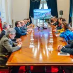 El grupo deberá combinar, en ese sentido, aspectos de gestión, regulación y políticas públicas con las condiciones laborales de quienes se desempeñan en el sector estatal., Presidencia