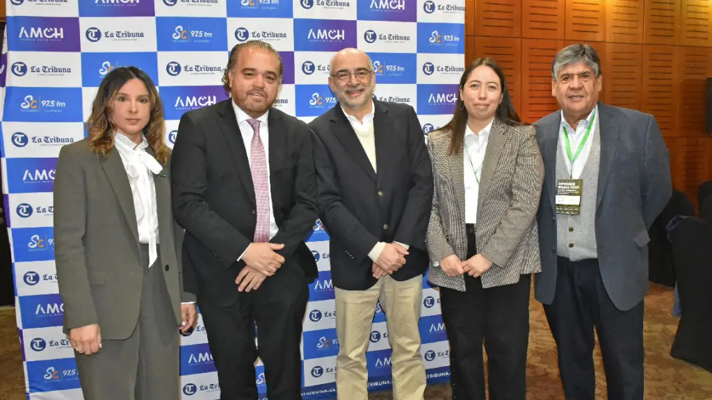 Carolina Vivallo, Sergio Giacaman, Francisco Reveco, Claudia Fuentes y Jorge Guzmán. | La Tribuna