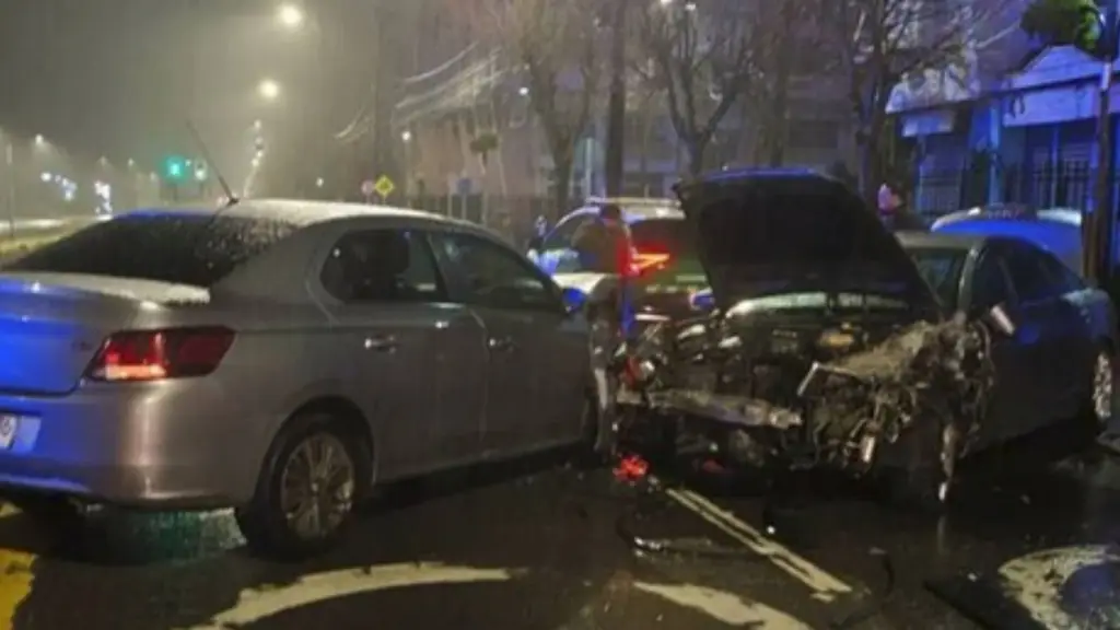 Al momento del atropello, personal de Carabineros también se encontraba en el lugar atendiendo la emergencia, por lo que el conductor fue detenido inmediatamente., redes sociales
