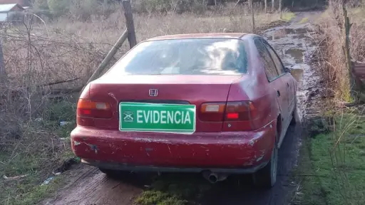 Recuperan vehículo robado que era vendido por Marketplace y detienen a presunto vendedor en Los Ángeles