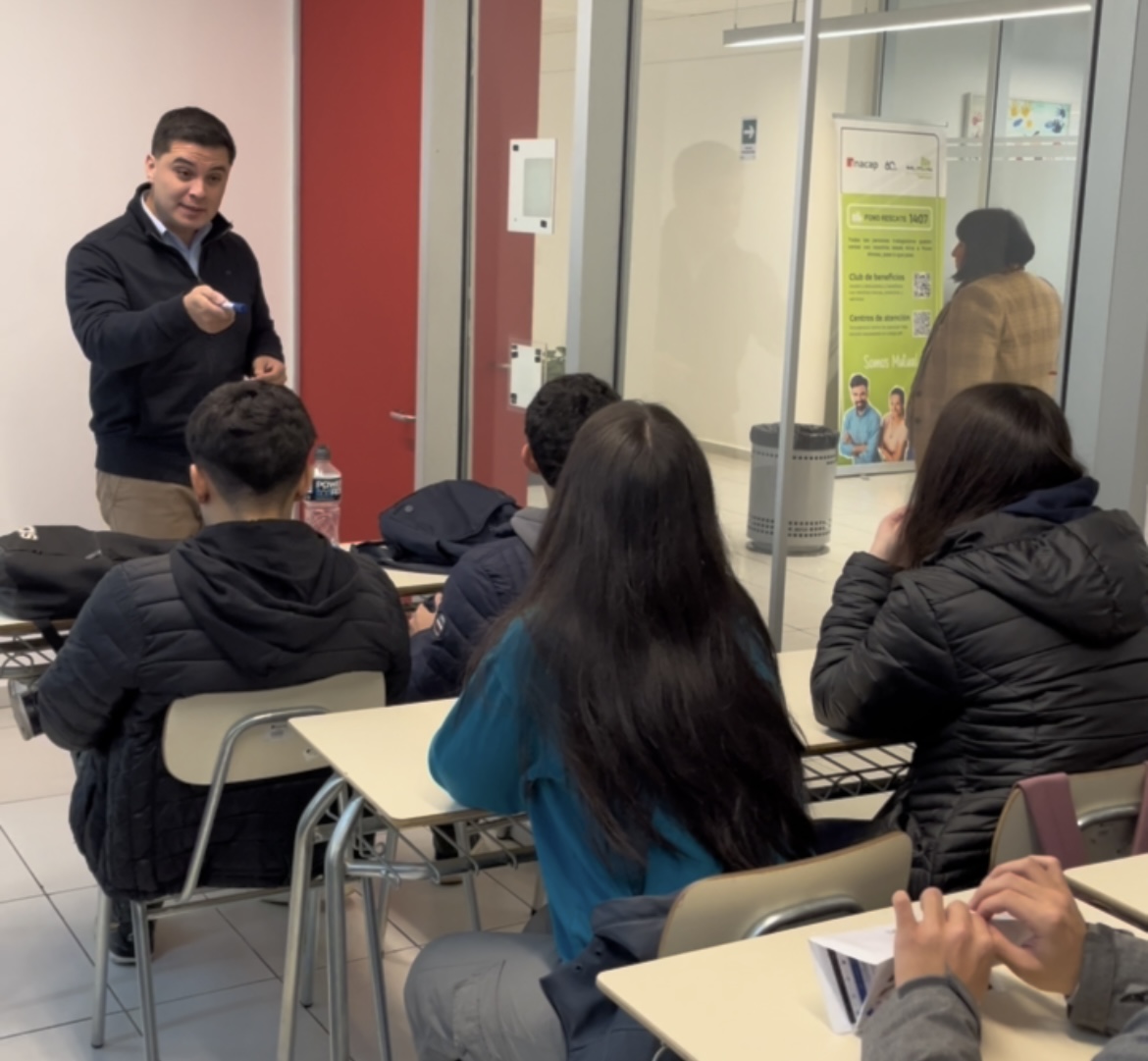 Las actividades consideran una duración total de 40 horas y se desarrollan en dependencias de INACAP Sede Los Ángeles, donde estudiantes de 4° medio abordarán módulos propios de sus especialidades. / INACAP Los Ángeles