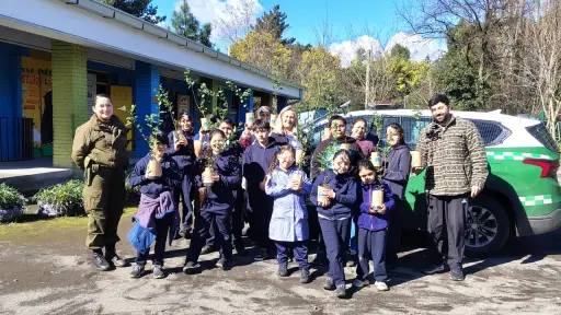 Carabineros promueve el cuidado del medio ambiente con estudiantes de escuelas rurales de Los Ángeles